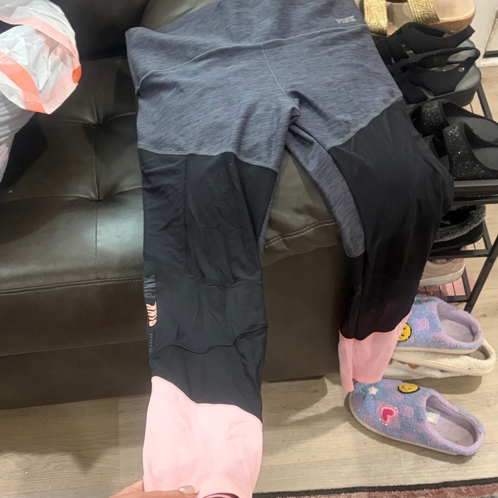 PINK Victoria's Secret Black, Gray & Pink Colorblock Kids Leggings